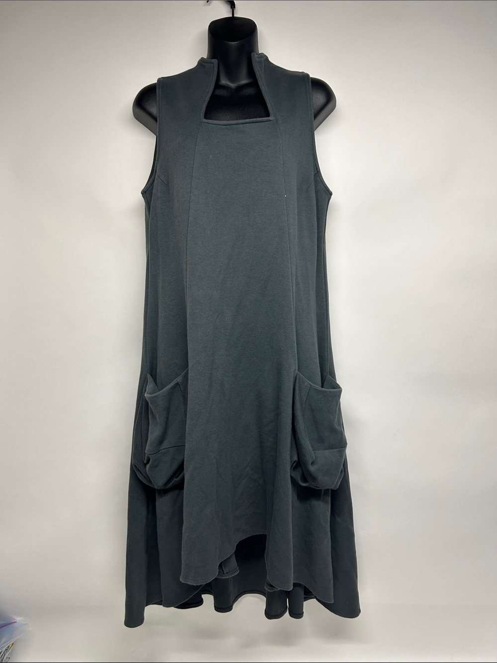 Comfy USA Black Top with Beige Branded Neck Tag